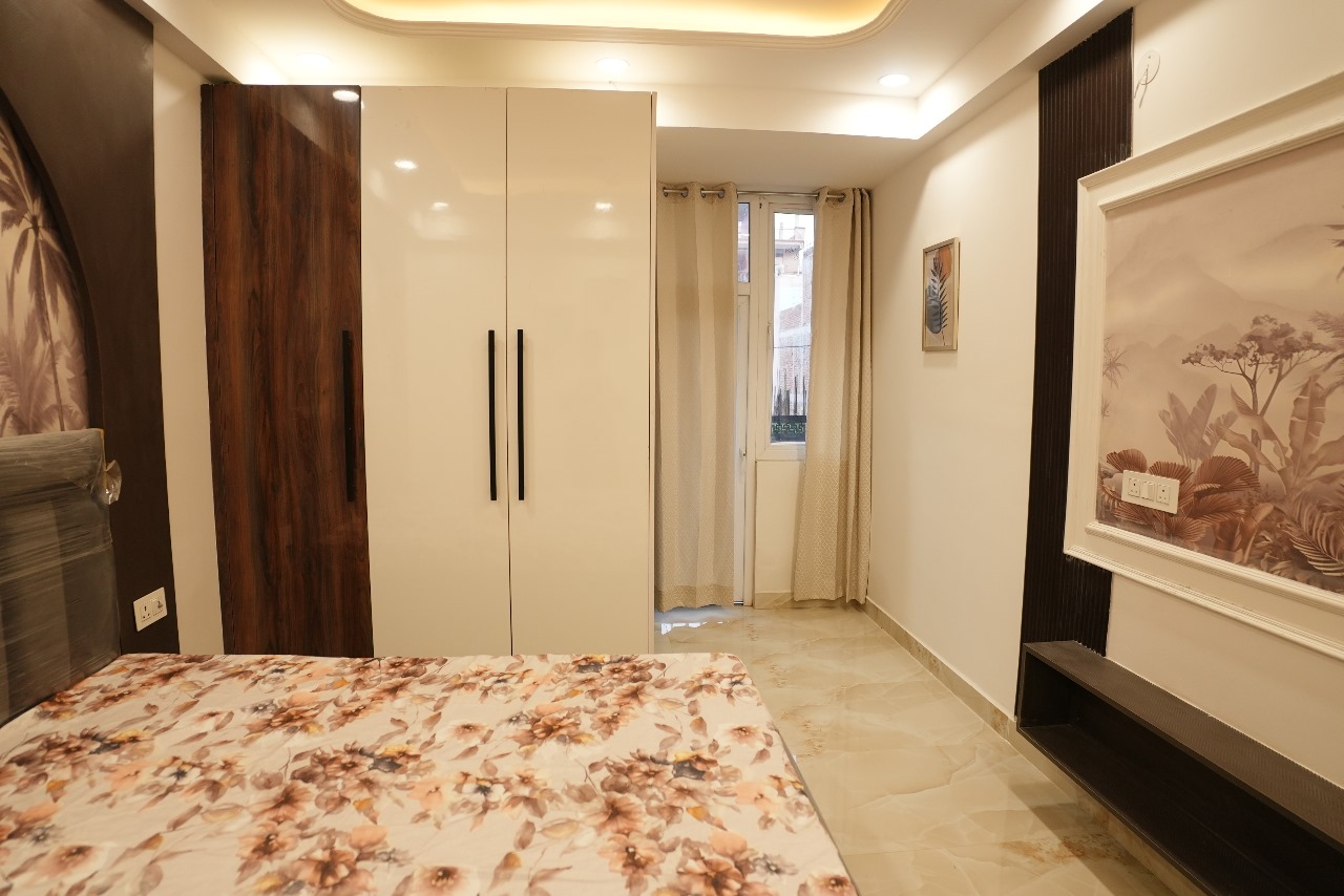 Best Builder Floor Flats to Buy in Noida and Greater Noida